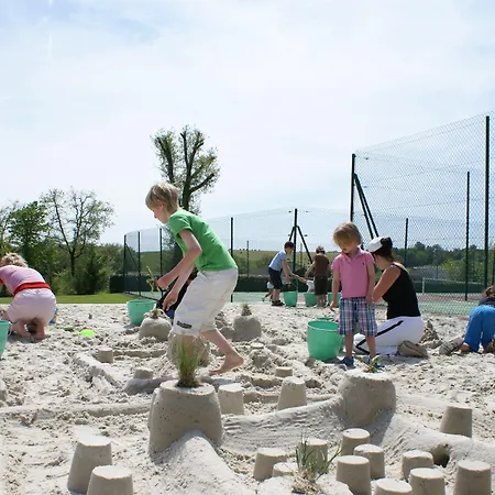 Chateau De Barbet Tatil parkı