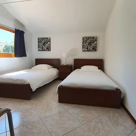 Chateau De Barbet פארק נופש 3*