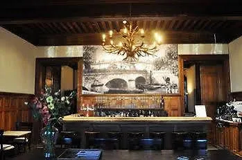 Chateau De Barbet פארק נופש 3*