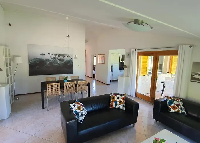 Kompleks wypoczynkowy Chateau De Barbet Lombez