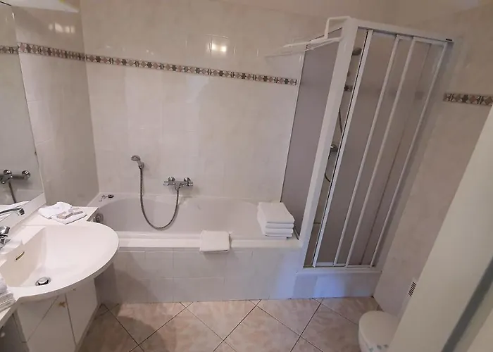 Chateau De Barbet 3*