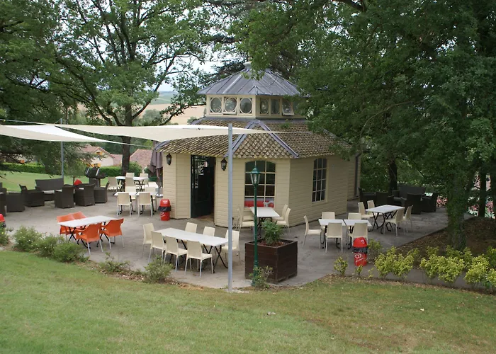 Chateau De Barbet 3*